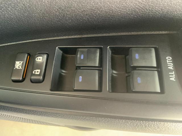 カローラフィールダー ハイブリッド EX 現行型/セーフティセンス(プリクラッシュセーフティ/レーンディパーチャーアラート/ATハイビーム/先行車発進告知/ブラック加飾LEDヘッド/スマートキー/純正ナビ/Bluetooth/ETC/ドラレコ(39枚目)