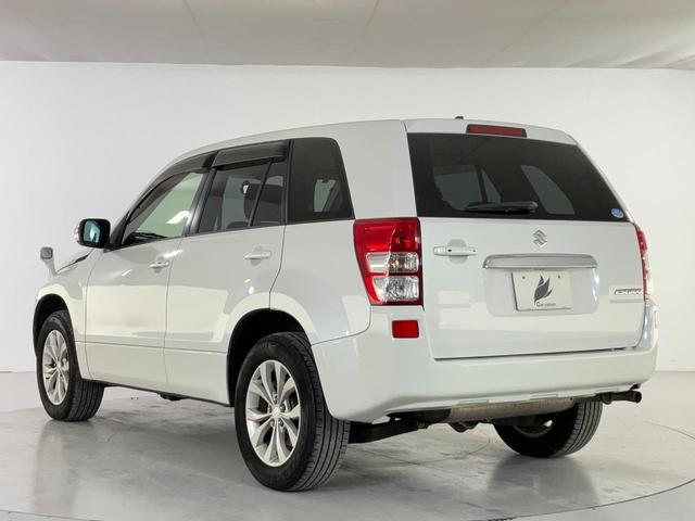 エスクード XG 4WD/カロッツェリアナビ(CD・DVD・地デジ・BT)/ETC/クルーズコントロール/HIDヘッドランプ/オートライト/フォグランプ/純正17インチAW/オートエアコン/前席シートヒーター/キーレス(5枚目)