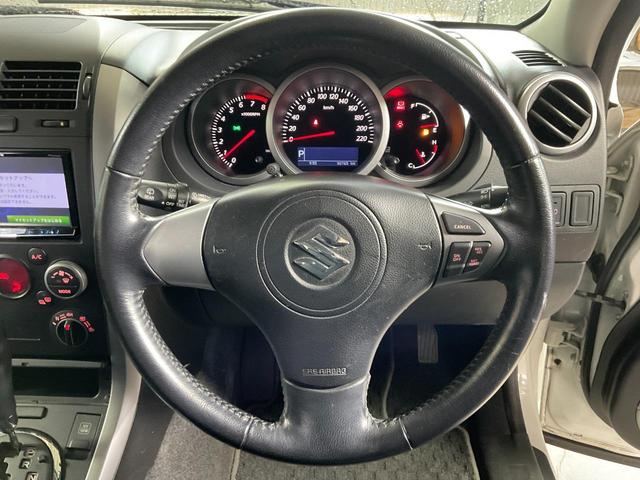 エスクード XG 4WD/カロッツェリアナビ(CD・DVD・地デジ・BT)/ETC/クルーズコントロール/HIDヘッドランプ/オートライト/フォグランプ/純正17インチAW/オートエアコン/前席シートヒーター/キーレス(14枚目)