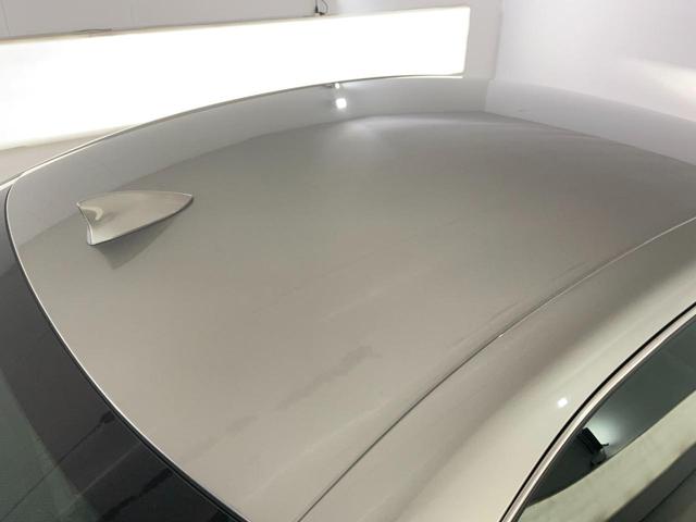 ＩＳ ＩＳ３００ｈ　バージョンＬ　セーフティシステムプラス（プリクラッシュ／車線逸脱警報／ＡＴハイビーム／クルコン）／フルＬＥＤヘッド／本革シート／シートヒーター／Ｐシート／電動サンシェード／メーカーＳＤナビ／ＥＴＣ２．０（10枚目）