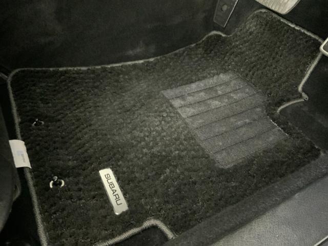 フォレスター ２．０ＸＳ　プレミアムセレクション　ワンオーナー／４ＷＤ／サンルーフ／革シート／パワーシート／シートヒーター／ルーフレール／ＨＩＤヘッド・Ｆフォグランプ／クルコン／１７インチＡＷ／スマートキー・プッシュスタート／純正ＨＤＤナビ／ＥＴＣ（57枚目）