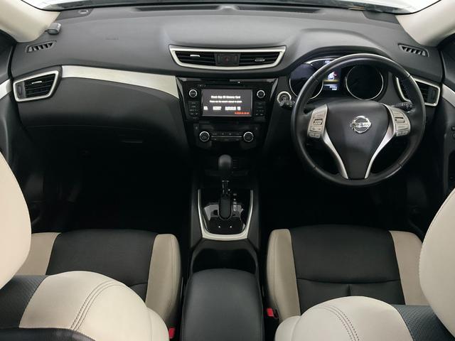 エクストレイル モード・プレミアハイブリッドエマージェンシブレーキＰ　４ＷＤ／コネクトナビシステム（カーウイングス対応ＳＤナビ／アラウンドビュー／パーキングアシスト／ＢＳＷ／クルコン／ルーフレール／エマブレ／ＬＥＤヘッド／Ｆフォグ／ＬＥＤデイライト／革シート／ＥＴＣ（11枚目）