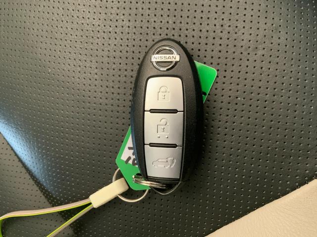 エクストレイル モード・プレミアハイブリッドエマージェンシブレーキＰ　４ＷＤ／コネクトナビシステム（カーウイングス対応ＳＤナビ／アラウンドビュー／パーキングアシスト／ＢＳＷ／クルコン／ルーフレール／エマブレ／ＬＥＤヘッド／Ｆフォグ／ＬＥＤデイライト／革シート／ＥＴＣ（28枚目）