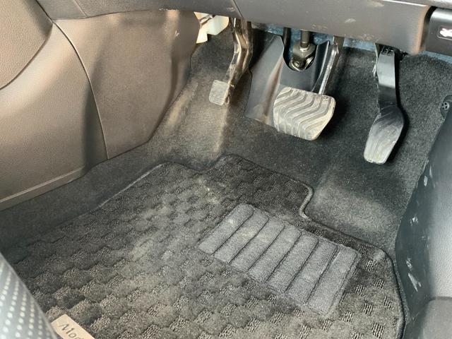 エクストレイル モード・プレミアハイブリッドエマージェンシブレーキＰ　４ＷＤ／コネクトナビシステム（カーウイングス対応ＳＤナビ／アラウンドビュー／パーキングアシスト／ＢＳＷ／クルコン／ルーフレール／エマブレ／ＬＥＤヘッド／Ｆフォグ／ＬＥＤデイライト／革シート／ＥＴＣ（30枚目）