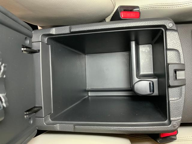 エクストレイル モード・プレミアハイブリッドエマージェンシブレーキＰ　４ＷＤ／コネクトナビシステム（カーウイングス対応ＳＤナビ／アラウンドビュー／パーキングアシスト／ＢＳＷ／クルコン／ルーフレール／エマブレ／ＬＥＤヘッド／Ｆフォグ／ＬＥＤデイライト／革シート／ＥＴＣ（35枚目）