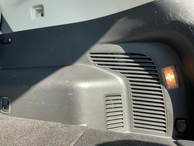 エクストレイル モード・プレミアハイブリッドエマージェンシブレーキＰ　４ＷＤ／コネクトナビシステム（カーウイングス対応ＳＤナビ／アラウンドビュー／パーキングアシスト／ＢＳＷ／クルコン／ルーフレール／エマブレ／ＬＥＤヘッド／Ｆフォグ／ＬＥＤデイライト／革シート／ＥＴＣ（57枚目）