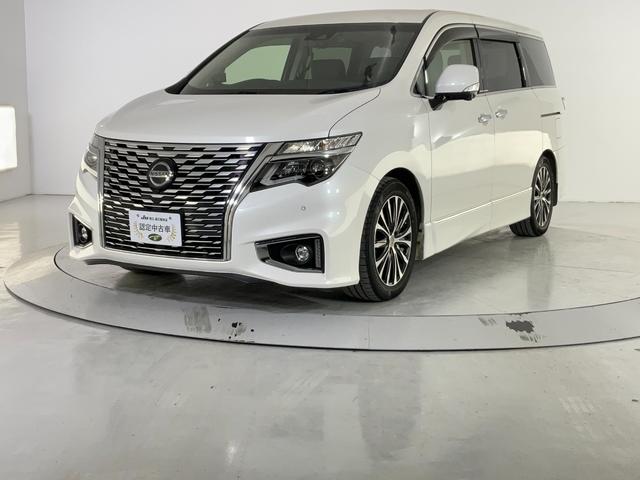 エルグランド ３５０ハイウェイスタープレミアム　４ＷＤ／純正フリップダウンモニター／アラウンドビュー／黒革／純正ナビ／純正ドラレコ／ＥＴＣ／３６０度セーフティアシスト／両側パワスラ／パワーＢドア／ＬＥＤヘッド／社外ＡＷ／前席Ｐシート・シートヒーター（2枚目）