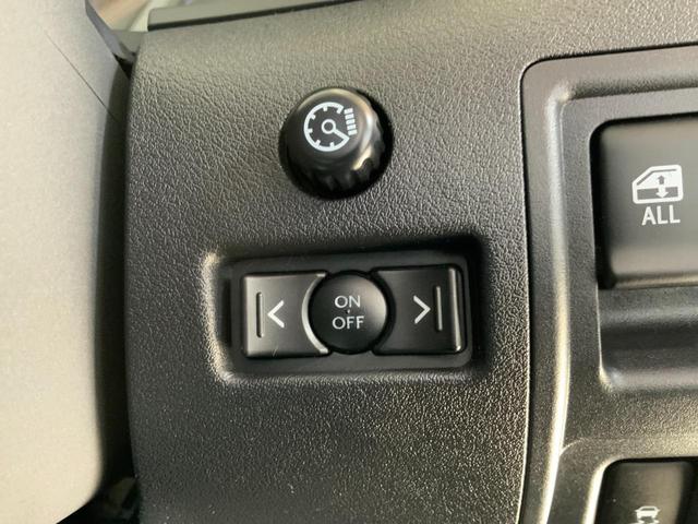 ＩＳ ＩＳ２５０Ｃ　バージョンＬ　白革／プリクラッシュセーフティセット（衝突軽減／レーダークルコン）／純正ＨＤＤナビ／Ｂカメラ／ＥＴＣ／ＨＩＤヘッドランプ／オートライト／フォグランプ／純正１７インチＡＷ／前席シートヒーター・Ｐシート（56枚目）