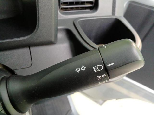 ハイゼットトラック ハイルーフＳＡ３ｔ　新品タイヤ／保証書／社外　ＳＤナビ／衝突安全装置／車線逸脱防止支援システム／ヘッドランプ　ＬＥＤ／ＥＴＣ／ＥＢＤ付ＡＢＳ／横滑り防止装置／エアバッグ　運転席／パワーウインドウ／パワーステアリング（12枚目）