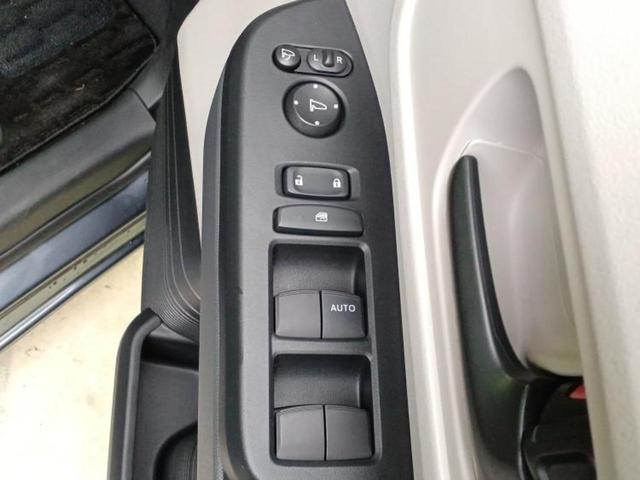 N-BOX ヒョウジュン 保証書/純正 8インチ ナビ/ホンダセンシング/両側電動スライドドア/車線逸脱防止支援システム/ヘッドランプ LED/USBジャック/Bluetooth接続/EBD付ABS/横滑り防止装置(29枚目)