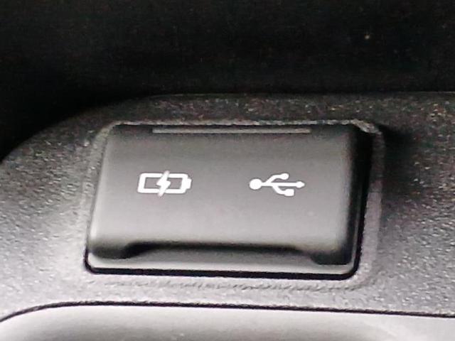 シエンタ Ｚ　新品タイヤ／保証書／ディスプレイオーディオ＋ナビ１０．５インチ／トヨタセーフティセンス／両側電動スライドドア／シートヒーター　前席／パノラミックビューモニター／車線逸脱防止支援システム　全周囲カメラ（36枚目）