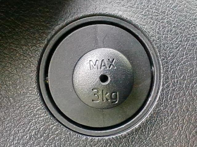 シエンタ ハイブリッドＧセーフティエディション　新品タイヤ／保証書／純正　ＳＤナビ／衝突安全装置／両側電動スライドドア／シートヒーター／パノラミックビューモニター／車線逸脱防止支援システム／パーキングアシスト　バックガイド　衝突被害軽減システム（42枚目）