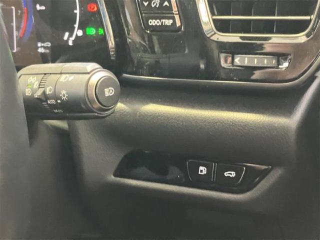 NX 4WD NX250バージョンL サンルーフ/保証書/純正 SDナビ/デジタルインナーミラー/プリクラッシュセーフティ/シートヒーター/パノラミックビューモニター/車線逸脱防止支援システム/シート フルレザー/電動バックドア 革シート(16枚目)