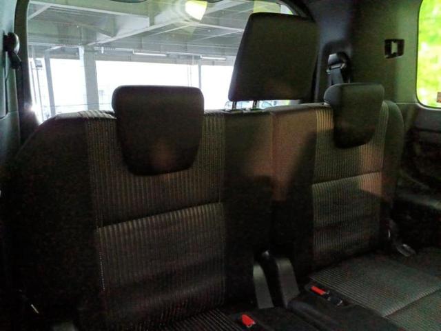 ヴォクシー ZSキラメキ 新品タイヤ/保証書/純正 SDナビ/フリップダウンモニター/衝突安全装置/両側電動スライドドア/ヘッドランプ LED/ETC/EBD付ABS/横滑り防止装置/アイドリングストップ/フルセグTV 記録簿(6枚目)