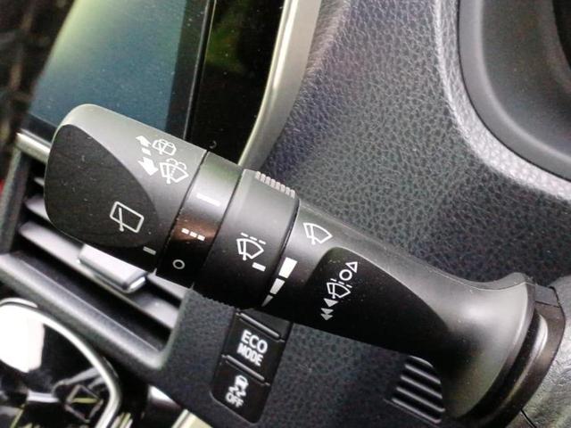 ヴォクシー ZSキラメキ 新品タイヤ/保証書/純正 SDナビ/フリップダウンモニター/衝突安全装置/両側電動スライドドア/ヘッドランプ LED/ETC/EBD付ABS/横滑り防止装置/アイドリングストップ/フルセグTV 記録簿(17枚目)