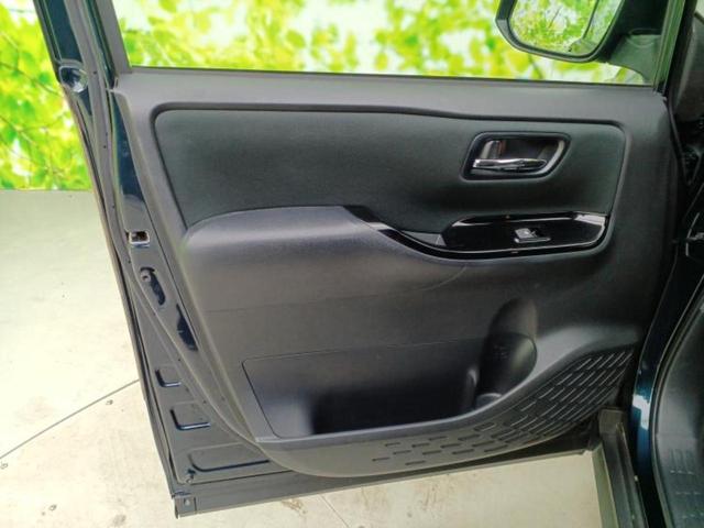 ヴォクシー ZSキラメキ 新品タイヤ/保証書/純正 SDナビ/フリップダウンモニター/衝突安全装置/両側電動スライドドア/ヘッドランプ LED/ETC/EBD付ABS/横滑り防止装置/アイドリングストップ/フルセグTV 記録簿(23枚目)