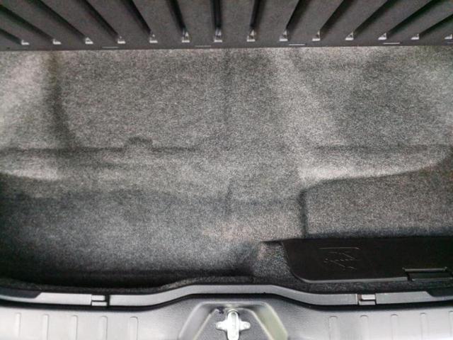 ヴォクシー ZSキラメキ 新品タイヤ/保証書/純正 SDナビ/フリップダウンモニター/衝突安全装置/両側電動スライドドア/ヘッドランプ LED/ETC/EBD付ABS/横滑り防止装置/アイドリングストップ/フルセグTV 記録簿(25枚目)