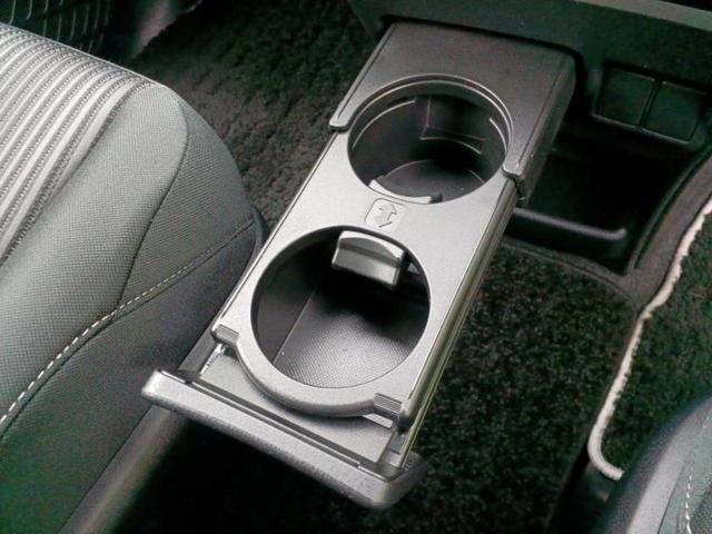 ヴォクシー ZSキラメキ 新品タイヤ/保証書/純正 SDナビ/フリップダウンモニター/衝突安全装置/両側電動スライドドア/ヘッドランプ LED/ETC/EBD付ABS/横滑り防止装置/アイドリングストップ/フルセグTV 記録簿(40枚目)