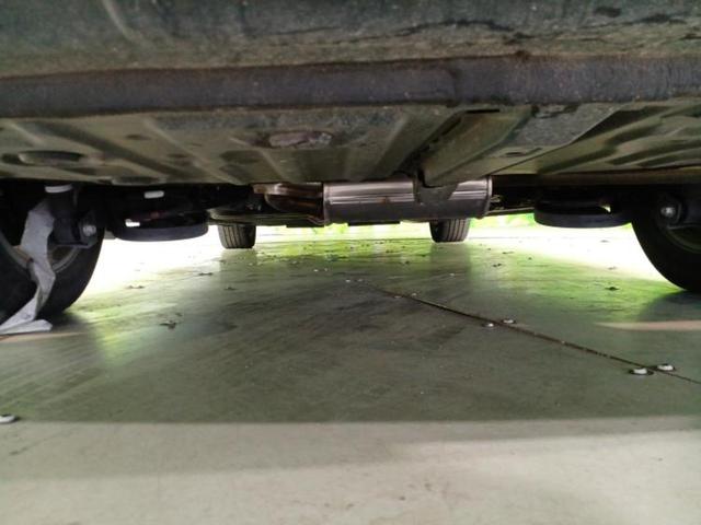 ヴォクシー ZSキラメキ 新品タイヤ/保証書/純正 SDナビ/フリップダウンモニター/衝突安全装置/両側電動スライドドア/ヘッドランプ LED/ETC/EBD付ABS/横滑り防止装置/アイドリングストップ/フルセグTV 記録簿(48枚目)