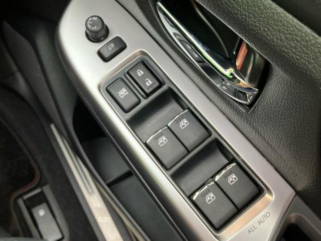 レヴォーグ ４ＷＤ１．６ＳＴＩスポーツアイサイト　純正エアロ／保証書／純正　ＳＤナビ／衝突安全装置／シートヒーター／車線逸脱防止支援システム／シート　フルレザー／パーキングアシスト　バックガイド／ヘッドランプ　ＬＥＤ／ＥＴＣ　革シート　フルエアロ（28枚目）