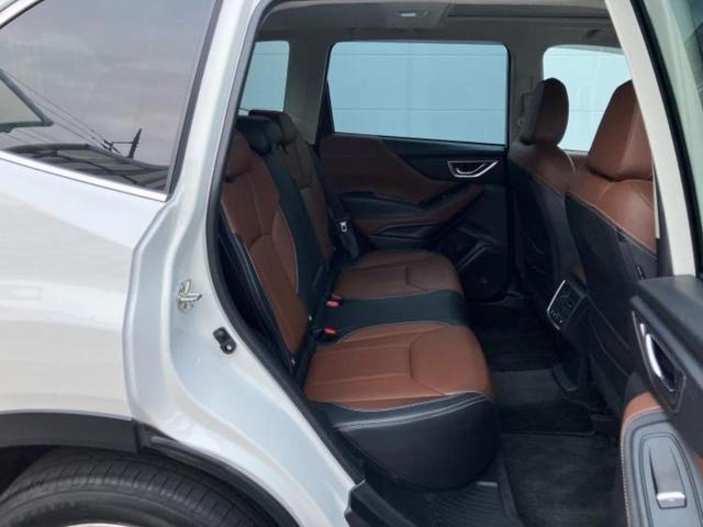 フォレスター 4WDアドバンス 新品タイヤ/サンルーフ/純正 8インチ SDナビ/デジタルインナーミラー/衝突安全装置/シートヒーター 全席/車線逸脱防止支援システム/シート 合皮/電動バックドア/ドライブレコーダー 社外 4WD(7枚目)