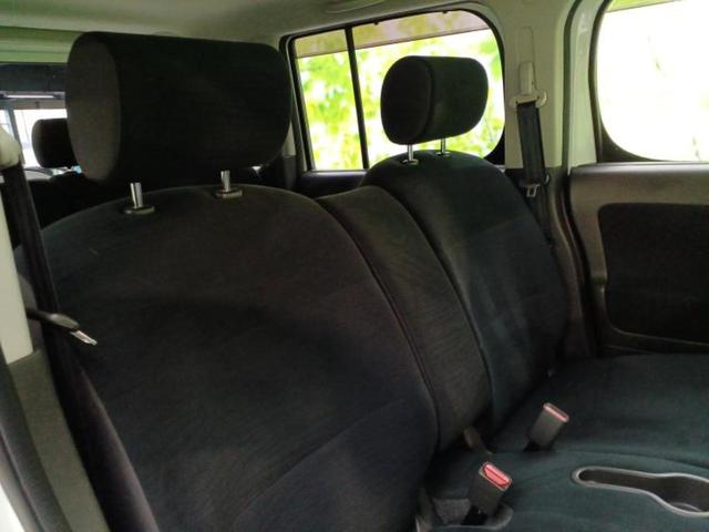 キューブ 15X Vセレクション80thスペシャルカラーLtd 新品タイヤ/純正 SDナビ/パーキングアシスト バックガイド/Bluetooth接続/ETC/EBD付ABS/アイドリングストップ/バックモニター/フルセグTV/エアバッグ 運転席 バックカメラ(4枚目)