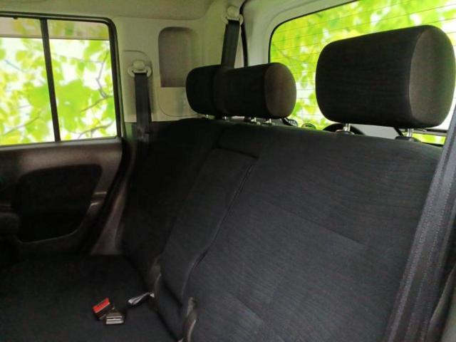 キューブ 15X Vセレクション80thスペシャルカラーLtd 新品タイヤ/純正 SDナビ/パーキングアシスト バックガイド/Bluetooth接続/ETC/EBD付ABS/アイドリングストップ/バックモニター/フルセグTV/エアバッグ 運転席 バックカメラ(7枚目)