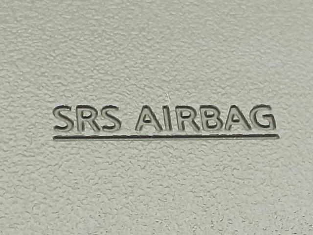 キューブ 15X Vセレクション80thスペシャルカラーLtd 新品タイヤ/純正 SDナビ/パーキングアシスト バックガイド/Bluetooth接続/ETC/EBD付ABS/アイドリングストップ/バックモニター/フルセグTV/エアバッグ 運転席 バックカメラ(41枚目)