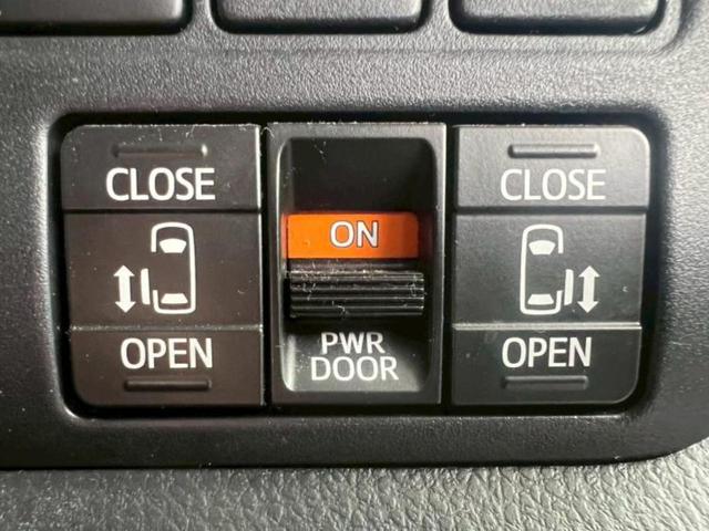 ヴォクシー ZSキラメキ2 新品タイヤ/保証書/純正 9インチ SDナビ/フリップダウンモニター 純正 12.1インチ/衝突安全装置/両側電動スライドドア/車線逸脱防止支援システム/パーキングアシスト バックガイド バックカメラ(13枚目)