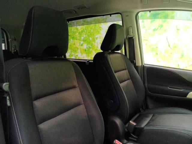 セレナ eパワーハイウェイスターV 新品タイヤ/エアロ/保証書/純正 SDナビ/フリップダウンモニター/インテリジェントルームミラー/衝突安全装置/両側電動スライドドア/アラウンドビューモニター/車線逸脱防止支援システム 全周囲カメラ(4枚目)