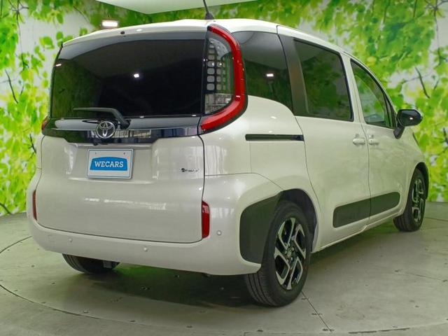 シエンタ ハイブリッドZ 新品タイヤ/保証書/純正 11インチ SDナビ/衝突安全装置/両側電動スライドドア/シートヒーター 前席/車線逸脱防止支援システム/ドライブレコーダー 前後/ヘッドランプ LED/USBジャック(3枚目)