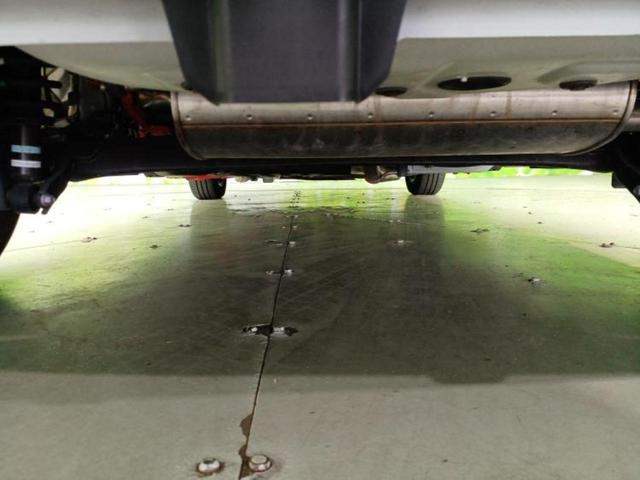 シエンタ ハイブリッドZ 新品タイヤ/保証書/純正 11インチ SDナビ/衝突安全装置/両側電動スライドドア/シートヒーター 前席/車線逸脱防止支援システム/ドライブレコーダー 前後/ヘッドランプ LED/USBジャック(49枚目)