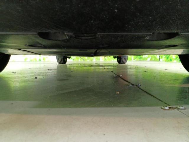 シエンタ ハイブリッドZ 新品タイヤ/保証書/純正 11インチ SDナビ/衝突安全装置/両側電動スライドドア/シートヒーター 前席/車線逸脱防止支援システム/ドライブレコーダー 前後/ヘッドランプ LED/USBジャック(50枚目)