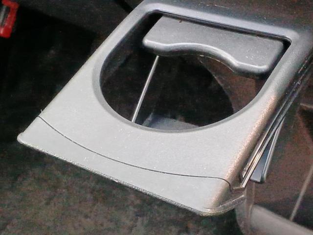 フリードスパイク Gジャストセレクション 新品タイヤ/保証書/純正 SDナビ/両側電動スライドドア/ヘッドランプ HID/ETC/EBD付ABS/ワンセグTV/禁煙車/エアバッグ 運転席/エアバッグ 助手席/パワーウインドウ(35枚目)