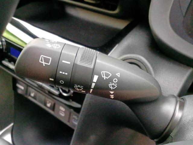 ヤリスクロス ハイブリッドZウルバーノ 保証書/ディスプレイオーディオ8インチ/トヨタセーフティセンス/シートヒーター/パノラミックビューモニター/車線逸脱防止支援システム/電動バックドア/ドライブレコーダー 前後 衝突被害軽減システム(17枚目)