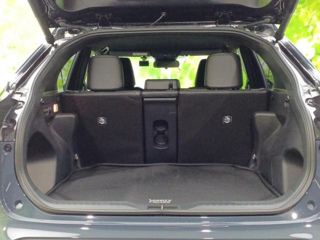 ヤリスクロス ハイブリッドZウルバーノ 保証書/ディスプレイオーディオ8インチ/トヨタセーフティセンス/シートヒーター/パノラミックビューモニター/車線逸脱防止支援システム/電動バックドア/ドライブレコーダー 前後 衝突被害軽減システム(19枚目)