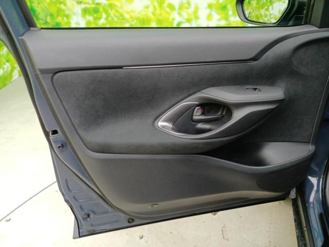 ヤリスクロス ハイブリッドZウルバーノ 保証書/ディスプレイオーディオ8インチ/トヨタセーフティセンス/シートヒーター/パノラミックビューモニター/車線逸脱防止支援システム/電動バックドア/ドライブレコーダー 前後 衝突被害軽減システム(22枚目)