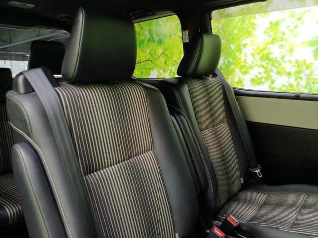 ノア Ｓｉダブルバイビー２　保証書／純正　１０インチ　メモリーナビ／フリップダウンモニター　純正　１２．１インチ／衝突安全装置／両側電動スライドドア／車線逸脱防止支援システム／パーキングアシスト　バックガイド　バックカメラ（5枚目）