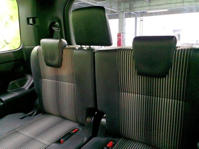 ノア Ｓｉダブルバイビー２　保証書／純正　１０インチ　メモリーナビ／フリップダウンモニター　純正　１２．１インチ／衝突安全装置／両側電動スライドドア／車線逸脱防止支援システム／パーキングアシスト　バックガイド　バックカメラ（19枚目）