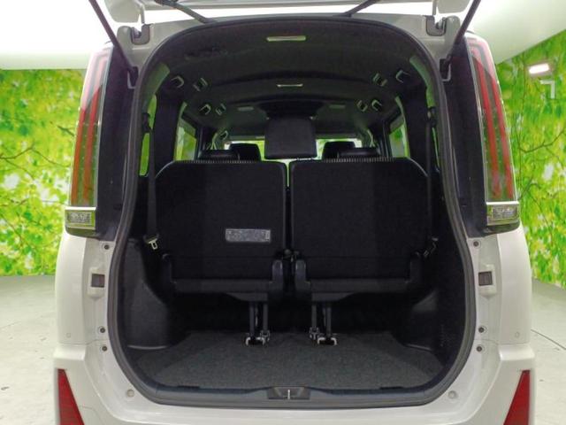 ノア Ｓｉダブルバイビー２　保証書／純正　１０インチ　メモリーナビ／フリップダウンモニター　純正　１２．１インチ／衝突安全装置／両側電動スライドドア／車線逸脱防止支援システム／パーキングアシスト　バックガイド　バックカメラ（20枚目）