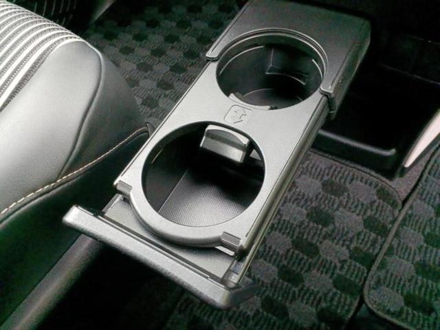 ノア Ｓｉダブルバイビー２　保証書／純正　１０インチ　メモリーナビ／フリップダウンモニター　純正　１２．１インチ／衝突安全装置／両側電動スライドドア／車線逸脱防止支援システム／パーキングアシスト　バックガイド　バックカメラ（38枚目）