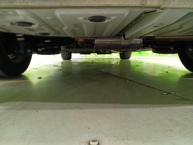 ノア Ｓｉダブルバイビー２　保証書／純正　１０インチ　メモリーナビ／フリップダウンモニター　純正　１２．１インチ／衝突安全装置／両側電動スライドドア／車線逸脱防止支援システム／パーキングアシスト　バックガイド　バックカメラ（48枚目）