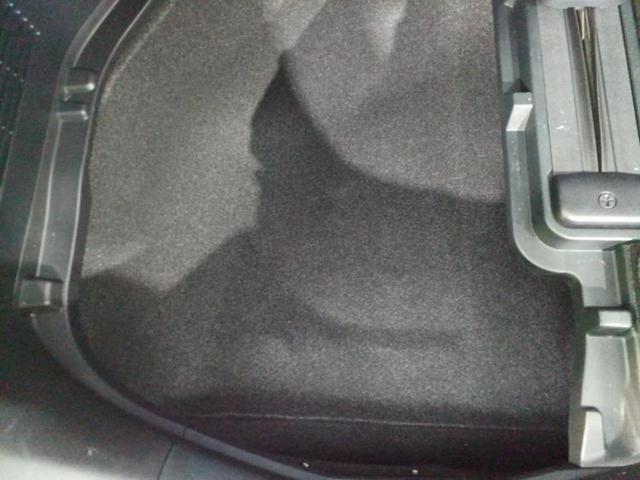 アルファード Sタイプゴールド2 新品タイヤ/サンルーフ/保証書/ディスプレイオーディオ+ナビ9インチ/フリップダウンモニター 純正 12.1インチ/衝突安全装置/両側電動スライドドア/車線逸脱防止支援システム 衝突被害軽減システム(25枚目)