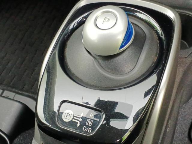 ノート eパワーX 新品タイヤ/保証書/純正 SDナビ/衝突安全装置/アラウンドビューモニター/車線逸脱防止支援システム/パーキングアシスト バックガイド/ヘッドランプ LED/Bluetooth接続 全周囲カメラ(17枚目)