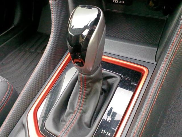 フォレスター 4WD X-ブレイク 保証書/純正 8インチ SDナビ/衝突安全装置/シートヒーター 全席/車線逸脱防止支援システム/シート ハーフレザー/パーキングアシスト バックガイド/ドライブレコーダー 純正 衝突被害軽減システム(18枚目)