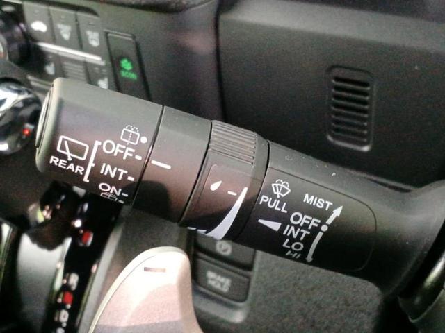 N-BOXカスタム ターボ 保証書/純正 9インチ ナビ/ホンダセンシング/両側電動スライドドア/シートヒーター/マルチビューカメラシステム/車線逸脱防止支援システム/ヘッドランプ LED/USBジャック ターボ 禁煙車(18枚目)