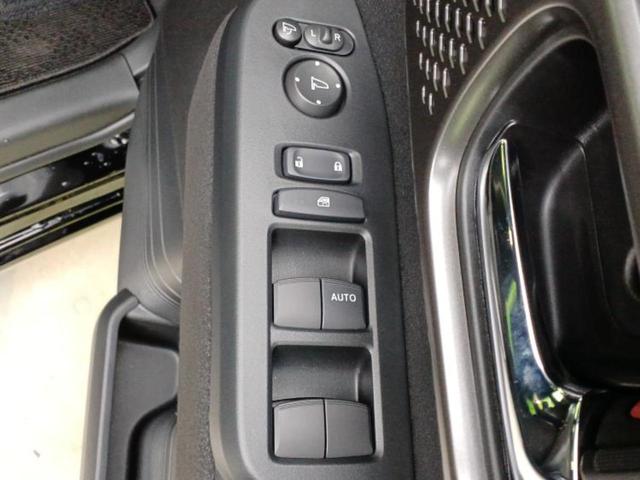 N-BOXカスタム ターボ 保証書/純正 9インチ ナビ/ホンダセンシング/両側電動スライドドア/シートヒーター/マルチビューカメラシステム/車線逸脱防止支援システム/ヘッドランプ LED/USBジャック ターボ 禁煙車(30枚目)