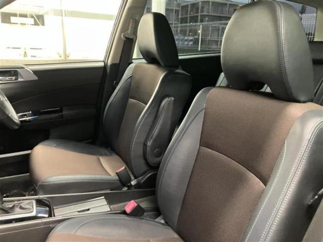 エクシーガクロスオーバー７ ４ＷＤモダンスタイル　保証書／社外　ＳＤナビ／衝突安全装置／シートヒーター／車線逸脱防止支援システム／シート　ハーフレザー／ヘッドランプ　ＨＩＤ／Ｂｌｕｅｔｏｏｔｈ接続／ＥＴＣ／ＥＢＤ付ＡＢＳ／横滑り防止装置　バックカメラ（6枚目）