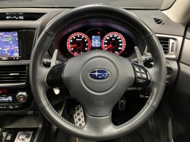 エクシーガクロスオーバー７ ４ＷＤモダンスタイル　保証書／社外　ＳＤナビ／衝突安全装置／シートヒーター／車線逸脱防止支援システム／シート　ハーフレザー／ヘッドランプ　ＨＩＤ／Ｂｌｕｅｔｏｏｔｈ接続／ＥＴＣ／ＥＢＤ付ＡＢＳ／横滑り防止装置　バックカメラ（17枚目）