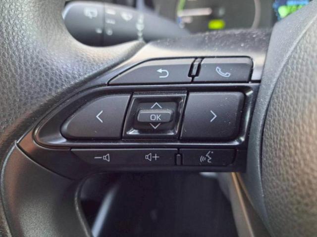 ヤリス ハイブリッドＸ　保証書／ディスプレイオーディオ／トヨタセーフティセンス／車線逸脱防止支援システム／ヘッドランプ　ＬＥＤ／Ｂｌｕｅｔｏｏｔｈ接続／ＥＴＣ２．０／ＥＢＤ付ＡＢＳ／横滑り防止装置／アイドリングストップ（13枚目）